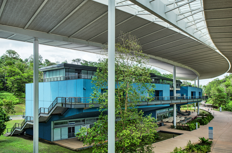01f UTP Seri Iskandar Campus Vast campus area with shaded walkways